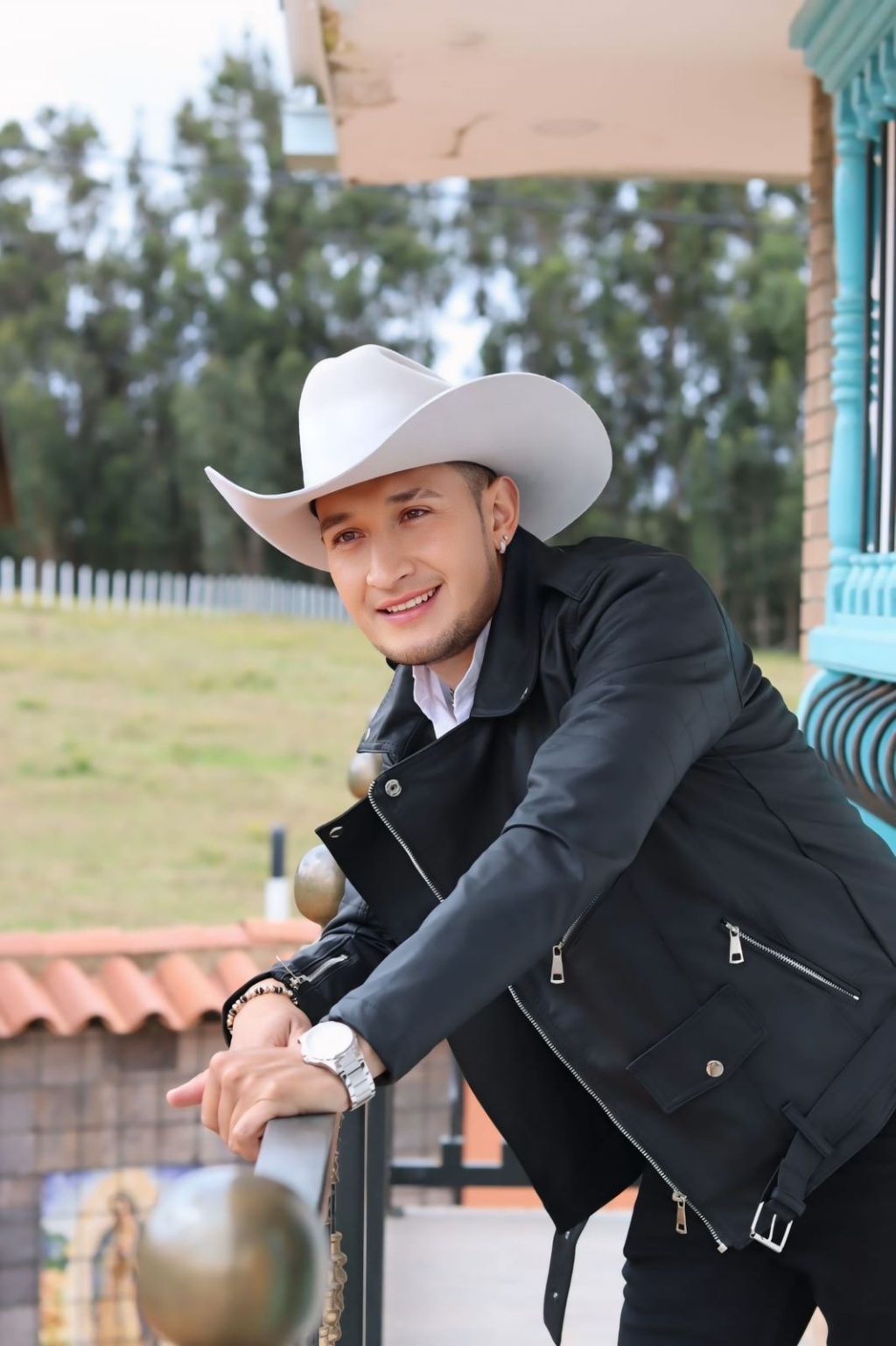 e27c51db-aec8-4b17-9d2f-05770e4cfcbe