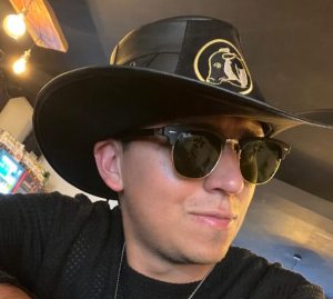 cd0fa17c-d063-4e3f-8c97-6f3b11cdffdf