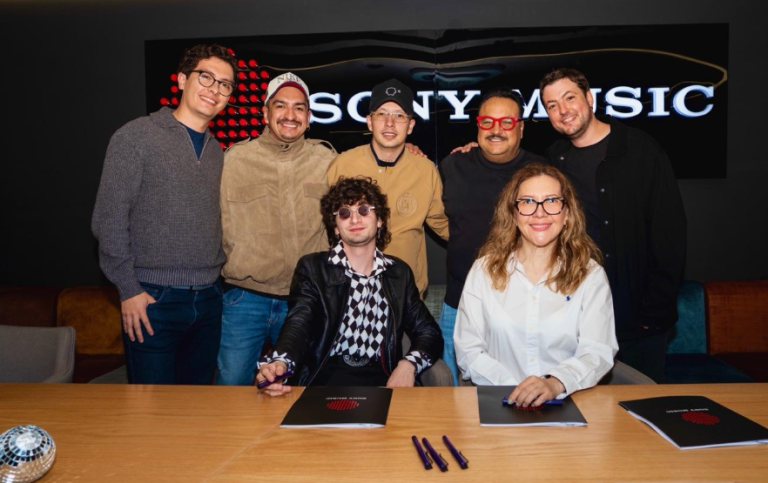 DUPLA FIRMA SONY
